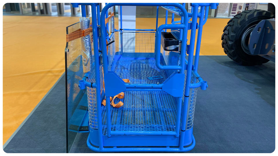 İzmir Manlift, İzmir Menlift, İzmir Manlift Fiyatları, İzmir Menlift Fiyatları