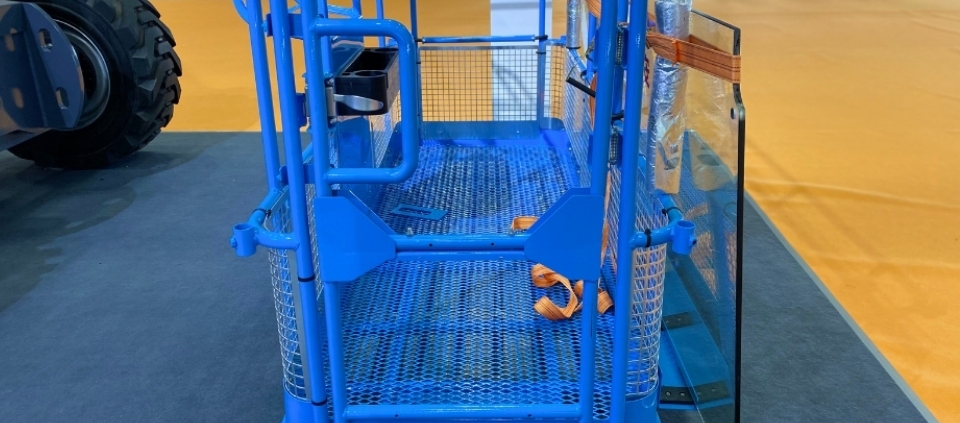 guzelbahce-manlift-platform
