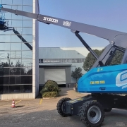 ozdere-makasli-eklemli-manlift
