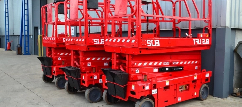 tire-makasli-eklemli-manlift