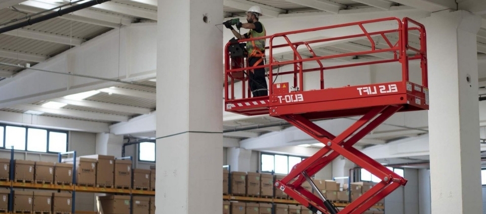 tire-manlift-platform